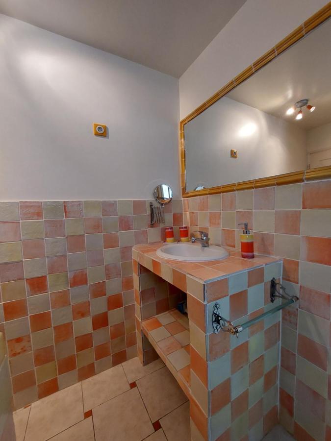 Mas Des Cigognes Bed & Breakfast Le Thor Eksteriør bilde