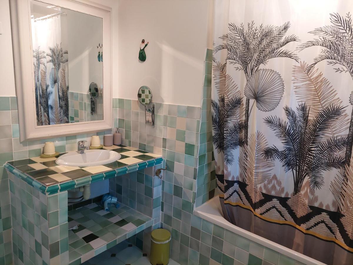 Mas Des Cigognes Bed & Breakfast Le Thor Eksteriør bilde